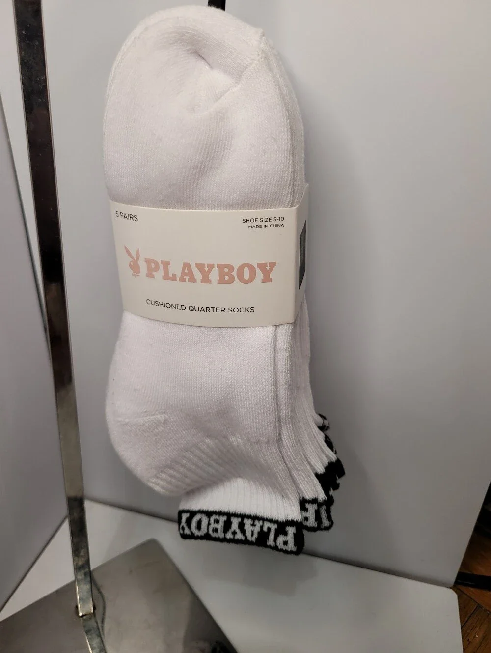 👉✨️PLAYBOY White Cushioned Quarter 5 Pair  Athletic Socks with Black Logo Trim